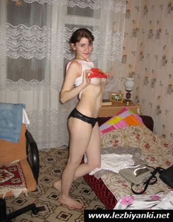 Фото рыжей девушки соски